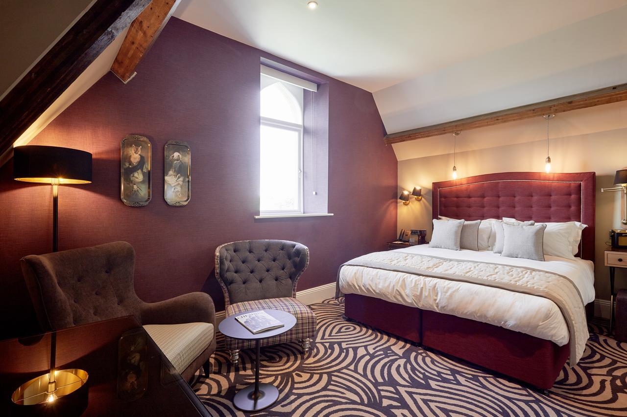 Oddfellows On The Park Cheadle (Greater Manchester) Exterior foto A bedroom at The Swan