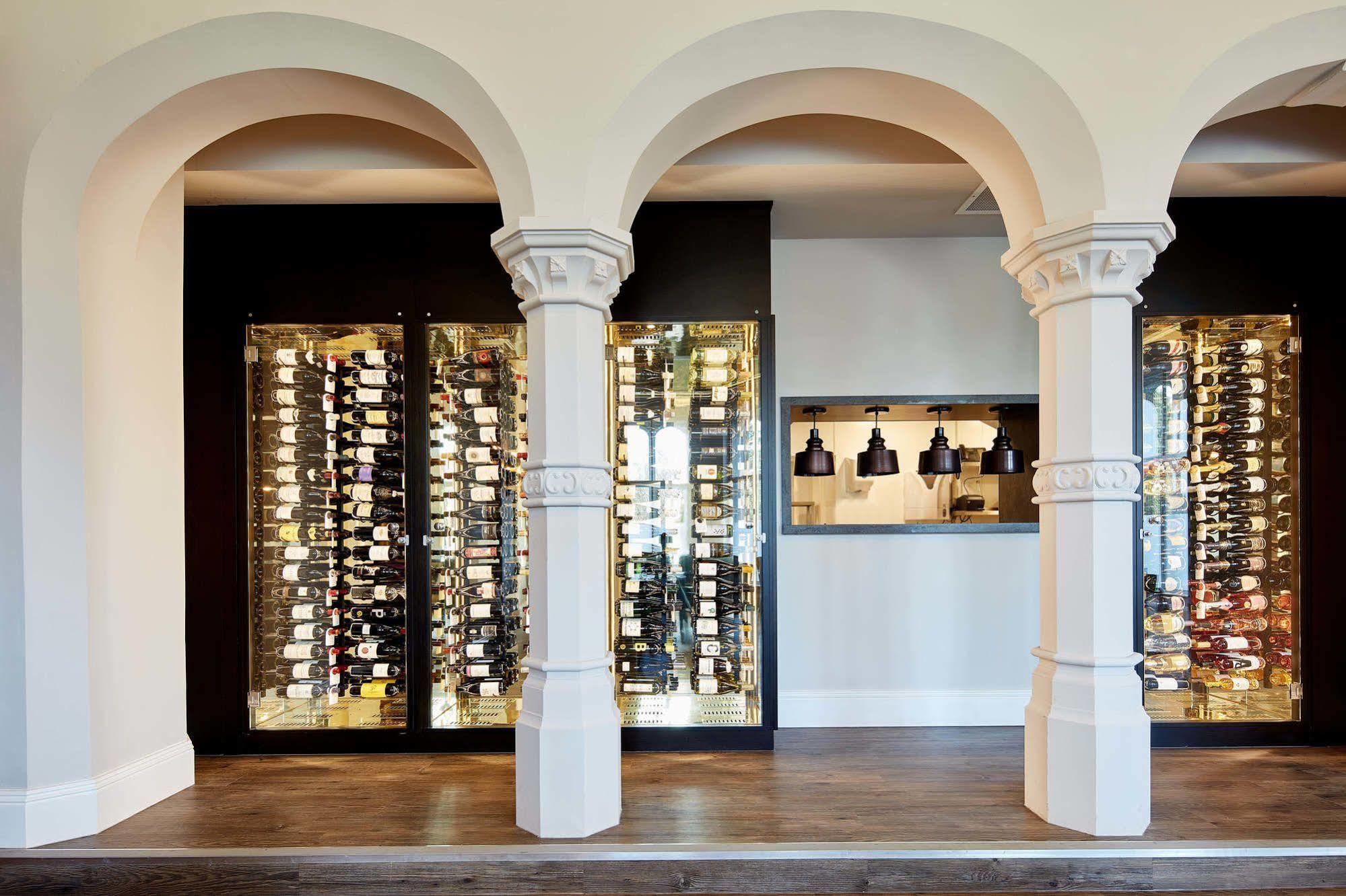 Oddfellows On The Park Cheadle (Greater Manchester) Exterior foto Wine display at the winery