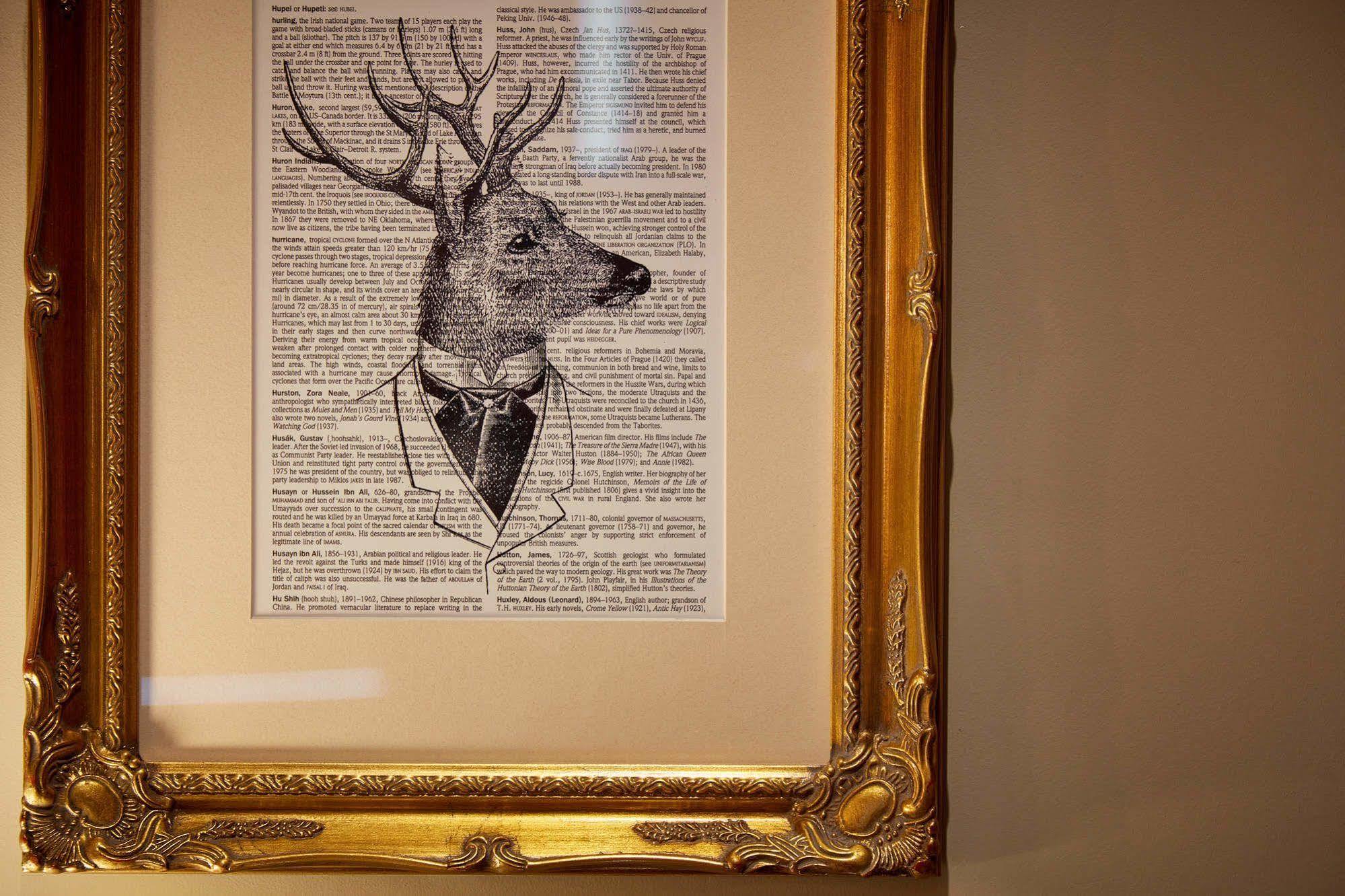 Oddfellows On The Park Cheadle (Greater Manchester) Exterior foto A framed print of a deer head with a bow tie