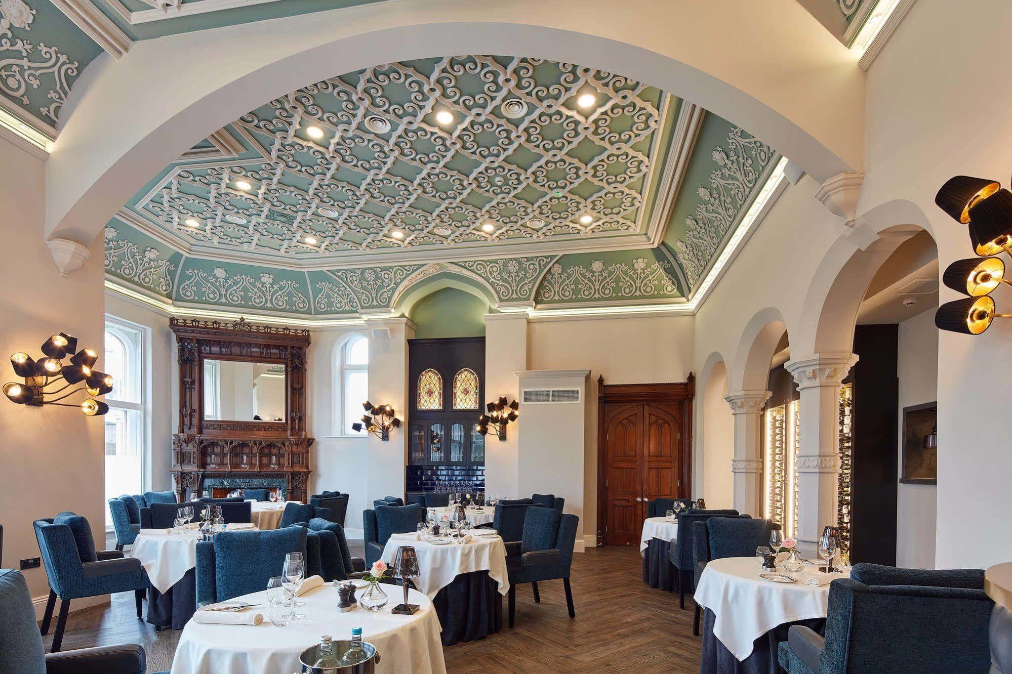 Oddfellows On The Park Cheadle (Greater Manchester) Exterior foto The interior of the restaurant